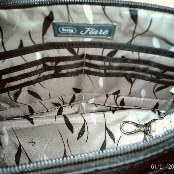 Black Lug Flare with Shoulder Strap - Crossbody Strap no Included - Picture 2 of 6